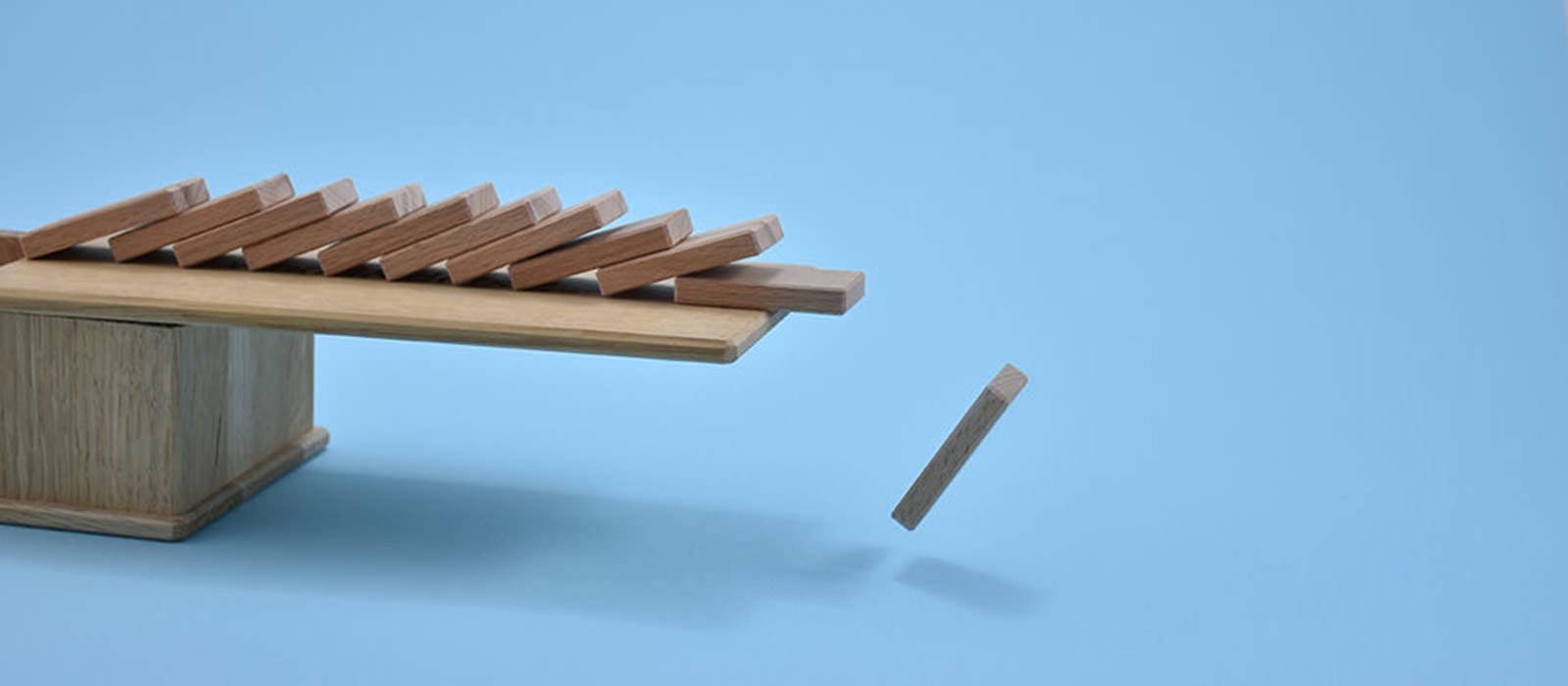 Domino falling
