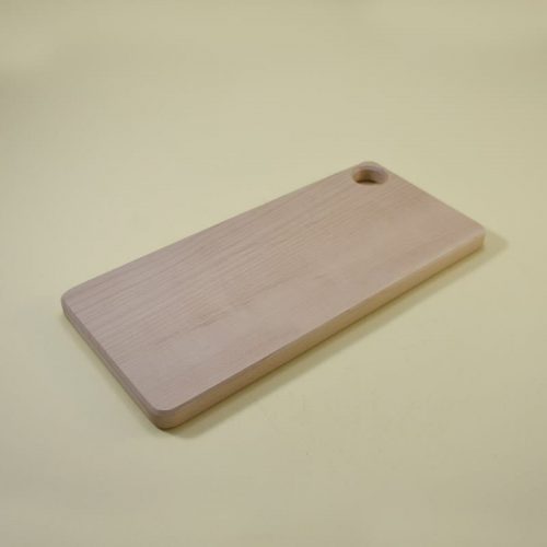 simple wooden cutting board - by wood&dots