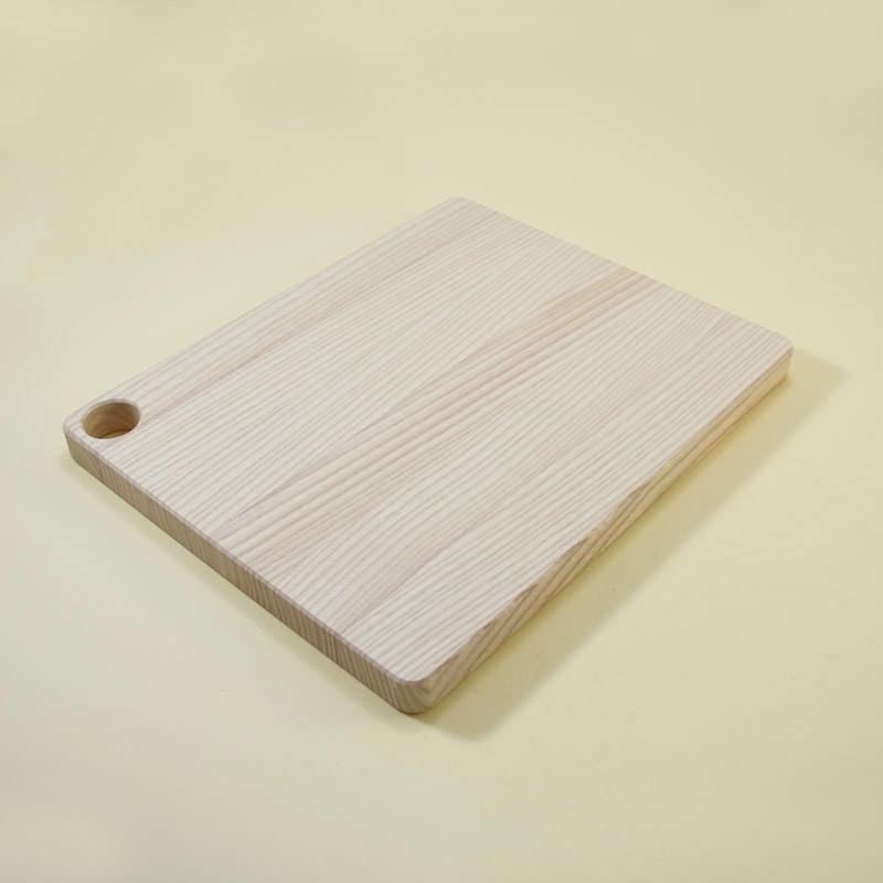 velika-lesena-rezalna-deska-jesen_3 Big wooden cutting board JESEN by wood&dots